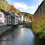 Historisches Haus Im Herzen Von 아파트 *